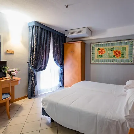 Hotel Centrale 3*