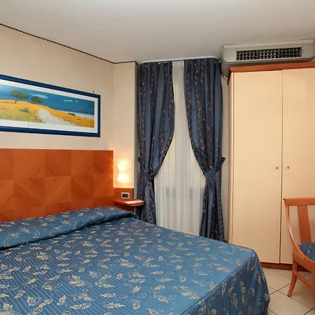 فندق Hotel Centrale