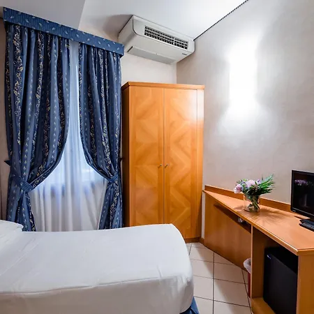 Hotel Paradise