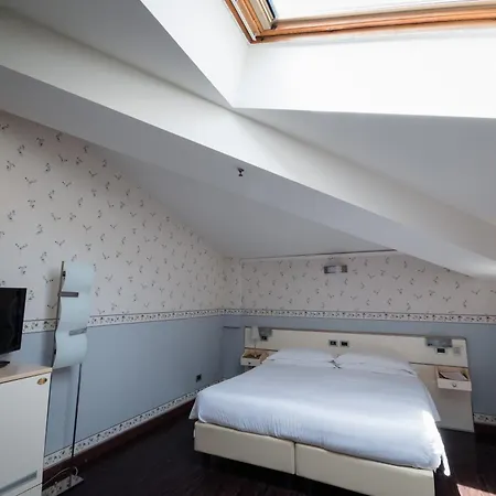 ホテル パラダイス