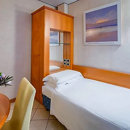 Hotel Centrale Hotel 3*