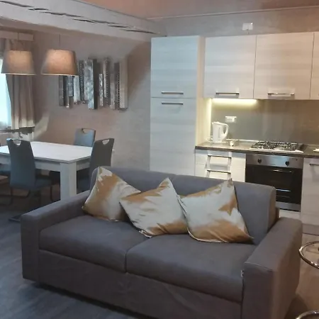 فندق Hotel Centrale 3*